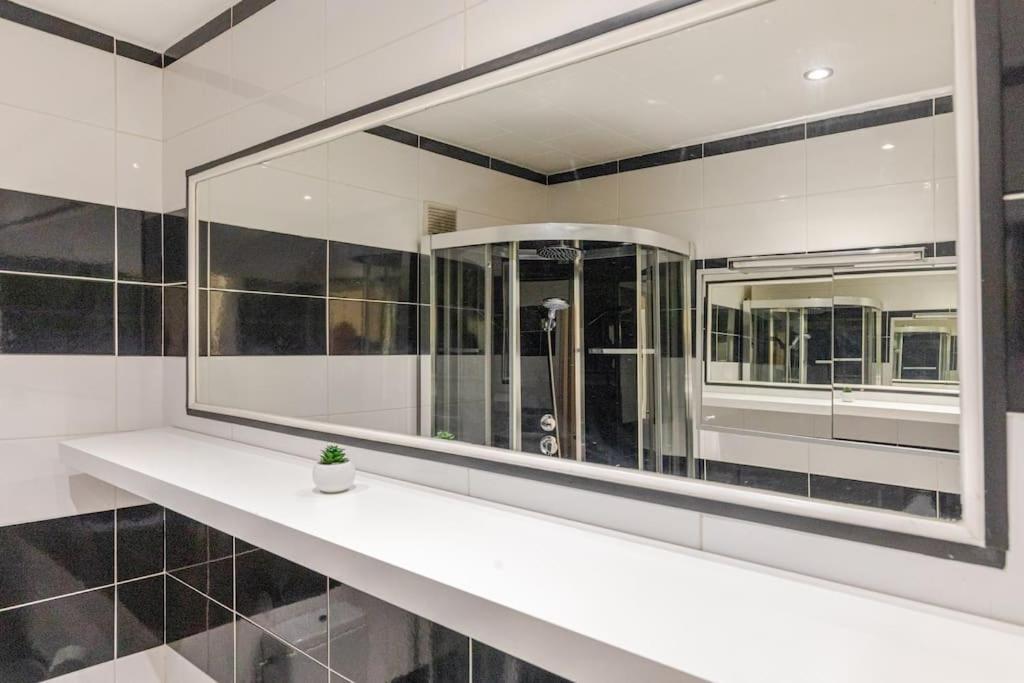 Suquet Center - 100m From & 10min Palace Apartamento *